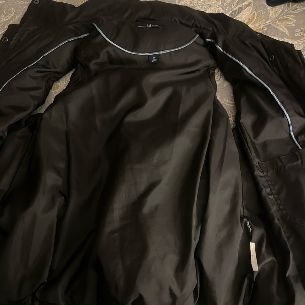 GAP Men's Black Lightweight Jacket